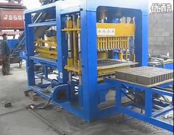 6-15砌塊成型(xing)機恒興磚機(jī)單生産線